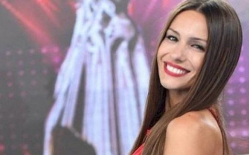 Pampita se hará un hisopado, luego del positivo de una de sus panelistas