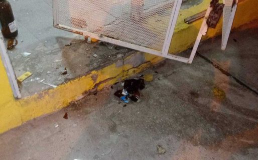 Violaron la cuarentena para robar en una pollería de Av. Kennedy