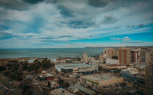 Nubes, 17° de máxima y algo de viento por la noche para este viernes