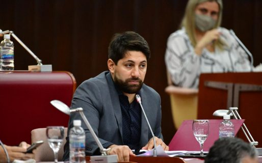 López: “Este Gobierno lleva casi tres años sin tomar una sola decisión que nos lleve a buen puerto”