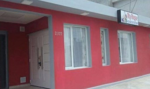 «Hay un brote de COVID en el geriátrico y los hospitales ya no tienen camas para internar a los abuelos con síntomas»