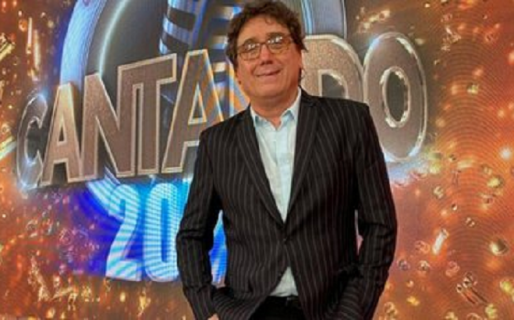 Oscar Mediavilla sufrió un fuerte accidente automovilístico mientras se dirigía al Cantando 2020