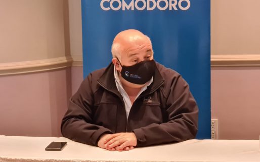 “Hay que usar el tapabocas en los autos, por excesos de confianza estamos como estamos”