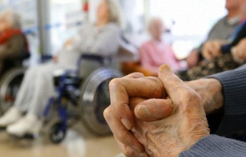 Preocupa un brote de Coronavirus  en dos geriátricos de la ciudad