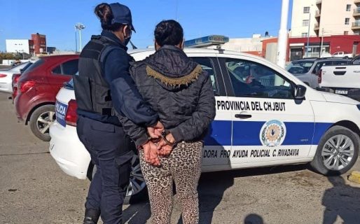 Atrapan a mechera en Walmart