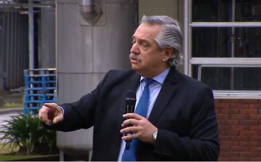 Alberto Fernández: “Este tema no se resuelve escondidos en patrulleros y tocando bocina”