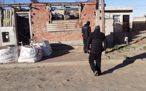 Tres allanamientos por amenazas con armas en zona sur