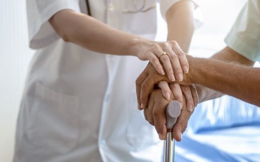 Fallecieron tres ancianos por COVID en Comodoro: dos de ellos en geriátricos por falta de lugar en hospitales