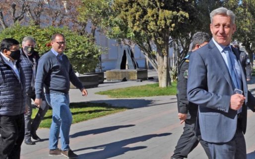 Arcioni, junto a sindicalistas y diputados con una agenda minera en el horizonte