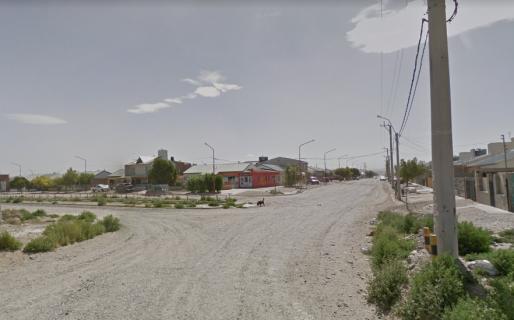 Un joven agredió a efectivo policial que le realizaba palpado de armas