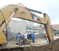 Una persona quedó atrapada en un derrumbe en barrio Moure