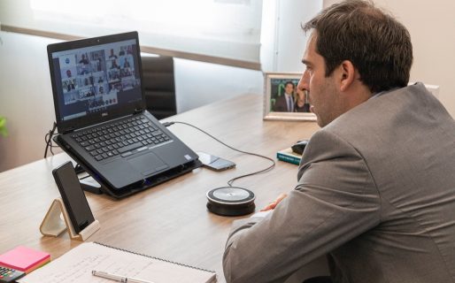 Luque mantuvo una teleconferencia con Arcioni y representantes de Aysén