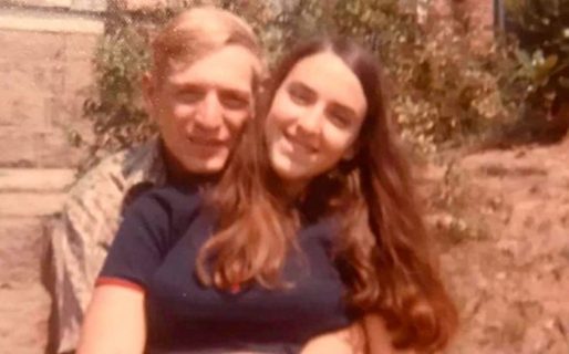 Estaban casados hace 48 años, se contagiaron de coronavirus y murieron agarrados de la mano