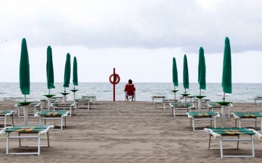 Testeos gratuitos, cupos en la playa y devolución del 50% de lo gastado para volver a viajar el resto del año