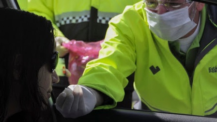 Quienes padezcan pérdida del gusto y olfato serán considerados casos positivos de COVID sin necesidad de hisopado