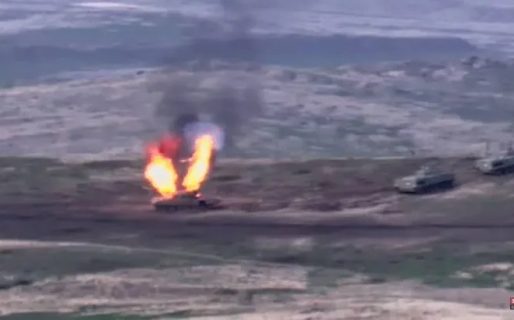 Armenia y Azerbaiyán quedaron al borde de la guerra y la comunidad mundial pide alto el fuego