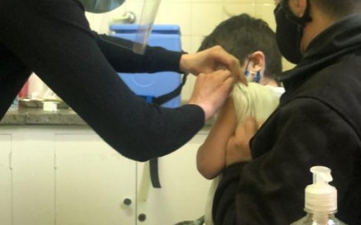 Nueva jornada de salud: entregaron medicamentos y colocaron vacunas