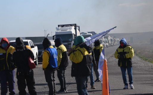 Trabajadores viales cortan Ruta 3 porque dicen que ya “no tenemos ni para comer”