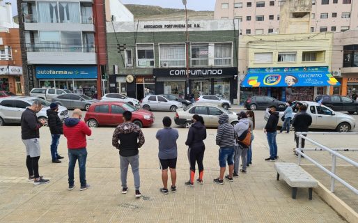 Trabajadores de casinos de Comodoro piden volver a sus puestos laborales