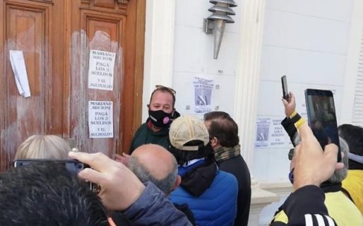 «El gobernador se tiene que ir, es alguien que no tiene la capacidad para estar cumpliendo esa función»