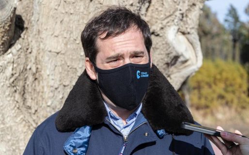 Luque celebró que se haya descomprimido el sistema de Salud y haya camas de terapia disponibles