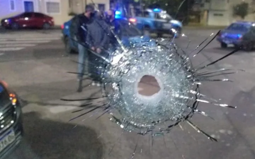 Robo y tiroteo: una mujer policía mató a un delincuente de 15 años