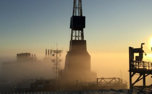 AIE: Consumo global de petróleo volverá al nivel de 2019 en 2023