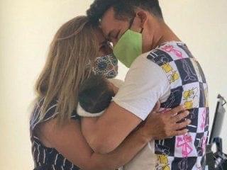 Un joven recuperó a su beba luego de que su ex pareja le dijera que estaba muerta