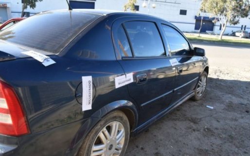 Bebía alcohol adentro de un auto «flojito de papeles»