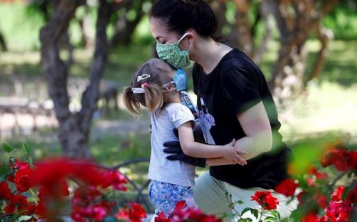 Autoridades esperan un Día de la Madre en casa y sin reuniones familiares
