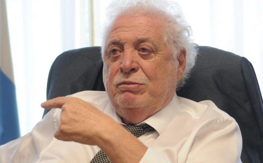 González García apuntó a las provincias por la expulsión de Argentina de la base de datos de la Universidad de Oxford