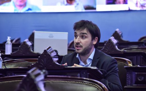 Torres reclamó a Nación por las usurpaciones en la Comarca Andina