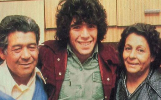 En qué se gastó el primer sueldo Diego Maradona en Argentinos Juniors