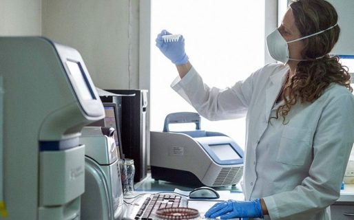 Aprobaron una nueva versión de test rápido argentino para detección de coronavirus