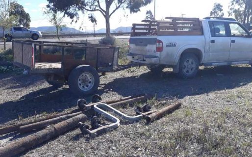 Los descubrieron robando caños en barrio Castelli