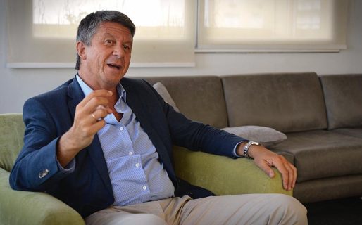 Menna: “El Gobierno provincial está debatiendo la nada misma”