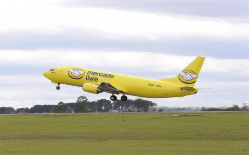 Mercado Libre estrenó su propia flota de aviones para hacer entregas