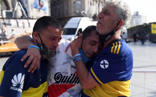 La historia detrás de la foto de los hinchas de Boca y River que conmovió al mundo