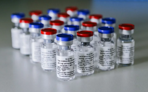 Los países ricos se aseguraron vacunas contra COVID-19 para abastecer 3 veces su población