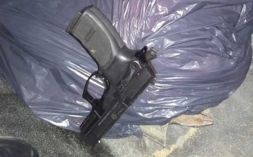 Los detuvieron en Los Bretes luego de amenazar a una mujer e intentar escapar