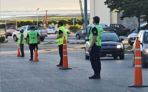 Labraron 14 actas por diversas infracciones de tránsito durante un control