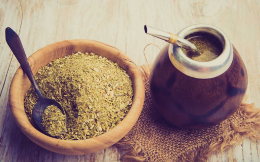Yerba Mate: el Gobierno regulará la cantidad de palo y polvo en los paquetes