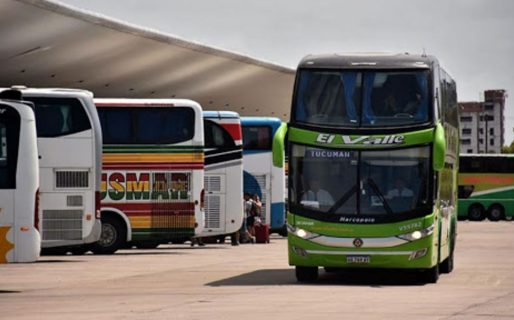 Sin comida y aire acondicionado con ventilación: Protocolo para micros y trenes