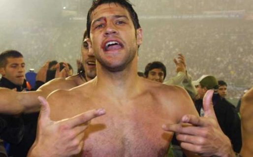 La hilarante respuesta de Seba Domínguez a un hincha que le pidió “que se saque la camiseta para comentar”