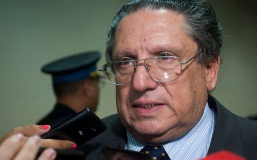 Un ex juez condenado por coimas se pegó un balazo cuando iba ser detenido