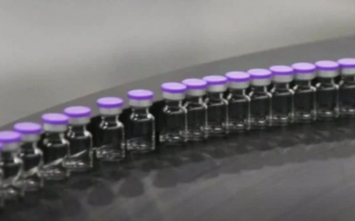 Reino Unido utilizará estadios como centros de vacunación para inmunizar a un millón de personas por semana