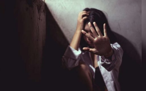 Lo detuvieron por golpear a su pareja en el Stella Maris