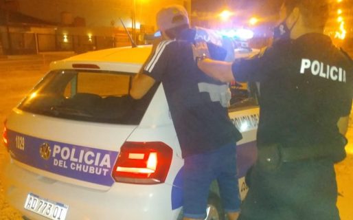Atacó a golpes a su mujer y fue detenido por la policía