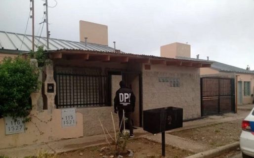 Allanaron la casa del joven que intentó matar a su amigo de varias puñaladas