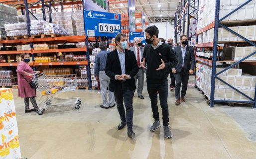 El Municipio acompañó la apertura de importante distribuidora de alimentos